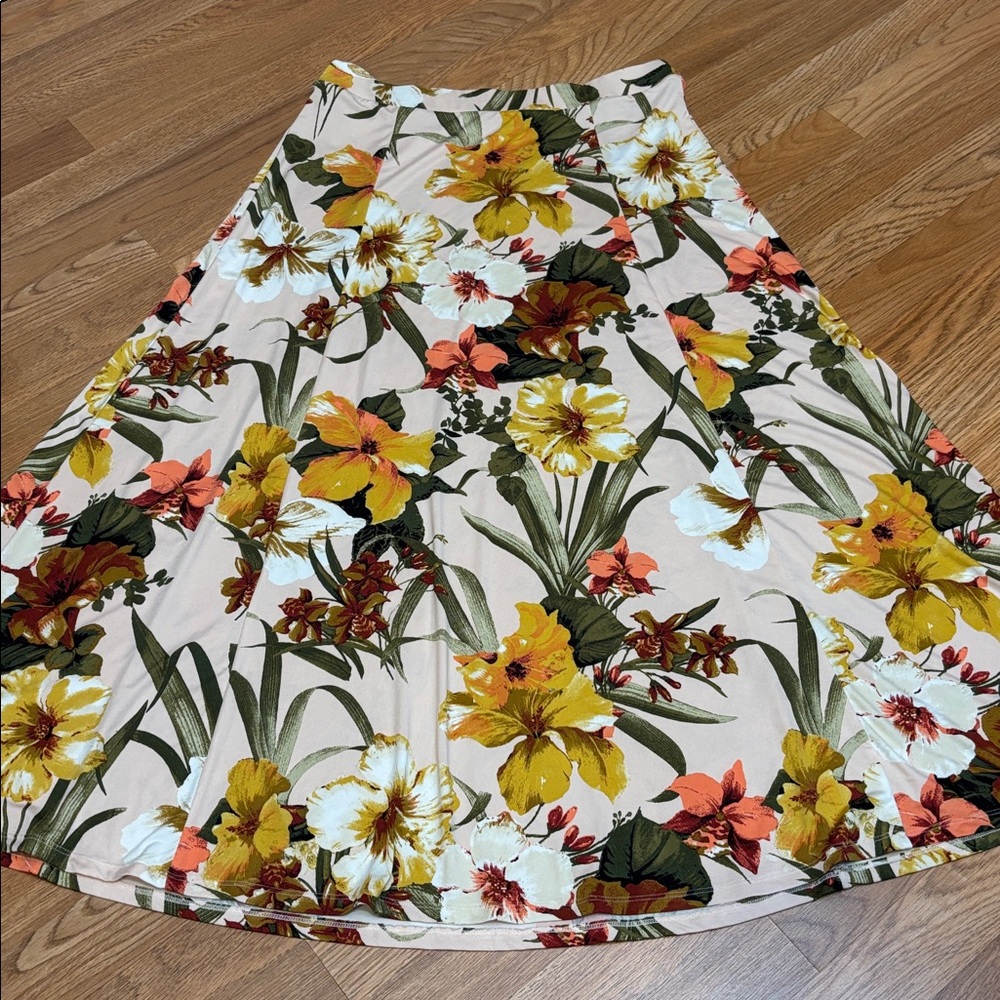 Y2K C EST. 1946 pale pink multicolor floral maxi skirt. Size M.